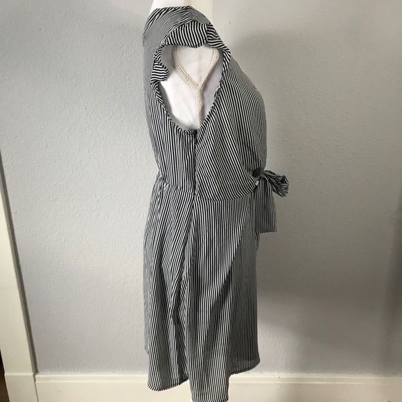 Eclair Navy Blue and White Striped Dress - Picture 3 of 4